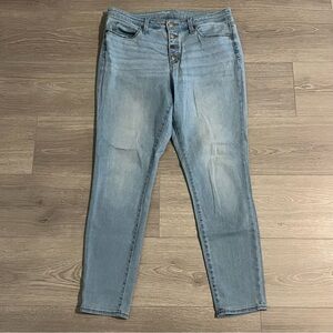 Universal Thread Light Blue Skinny Jeans